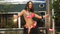 舞蹈视频 - Amr Diab Isabella Bellydance Improvisation