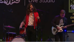 BØRNS - Moonage Daydream