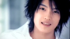 东方神起 - Hug