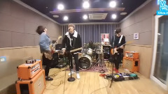N.Flying - 猫步轻悄