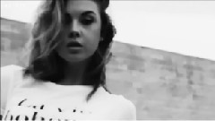 音乐短片 - Big In Japan