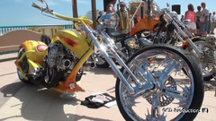 音乐短片 - 大西洋经典自行车表演