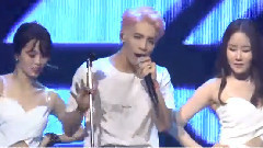 金钟铉(SHINee) - White T-Shirt