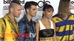 Joe Jonas,DNCE - Billboard音乐颁奖典礼的红毯视频