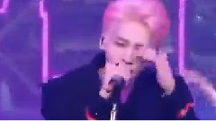 金钟铉(SHINee) - White T-Shirt