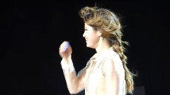 Selena Gomez - Reaction to fan project in Montreal