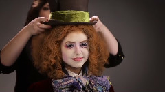 欧美达人 - Disney Alice Transformation Time