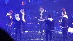 防弹少年团 - BTS BEGINS Born Singer