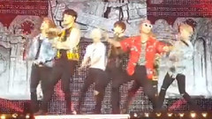 V(防弹少年团),田柾国(防弹少年团),防弹少年团 - Fire