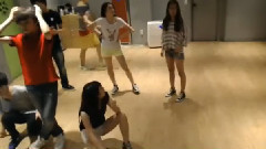 Seventeen,周洁琼(PRISTIN),林娜荣(PRISTIN),I.O.I - 出道前练舞片断
