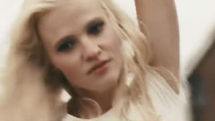 音乐短片 - Lara Stone