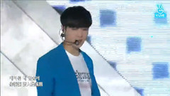 边伯贤(EXO),SUHO(EXO),XIUMIN(EXO),吴世勋(EXO),EXO - Call Me Baby & 采访 & Love Me Right