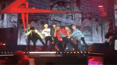 JIMIN(防弹少年团),田柾国(防弹少年团),J-HOPE(防弹少年团),SUGA(防弹少年团),防弹少年团 - Fire
