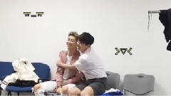 UNIQ - UNIQ Onetake-飞来飞去的飞机