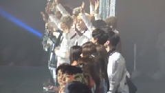 SHINee,崔珉豪(SHINee),李泰民(SHINee),温流(SHINee),Key(SHINee) - KCON in Paris 开场