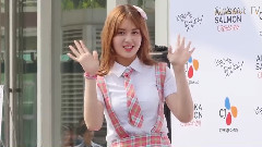 I.O.I - 拍照时间 & 签名 & 饭团