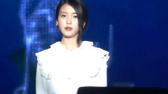 IU - 膝盖