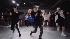 舞蹈视频 - Bugatti