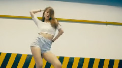 舞蹈视频 - 长腿美女的跳皮筋舞!