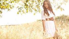 音乐短片 - Sun Is Shining