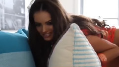 音乐短片 - Like The Devil Figure Tempting Confusion