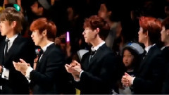 EXO,EXO-M,张艺兴(EXO) - 起立鼓掌