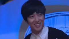 CNBLUE,郑容和 - 搞笑出场