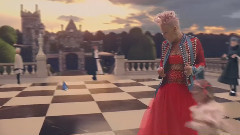 欧美群星 - Just Like Fire (From the Original Motion Picture Alice Through The Looking Glass)
