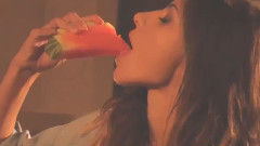 音乐短片 - Fuck Me Up