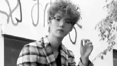 鹿晗,吴世勋(EXO) - 像疯了一样
