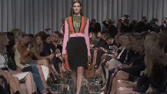 Fashion Show - Louis Vuitton Cruise 2015