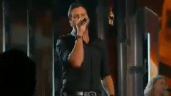 Luke Bryan - Play It Again