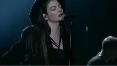 Lorde - Tennis Court