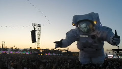 欧美群星 - Time Shifts At Coachella