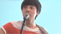 Roy Kim - 永登浦时代广场 跳蚤市场街头表演