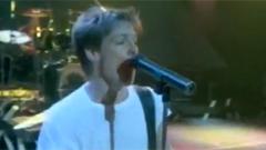 Bryan Adams - Somebody