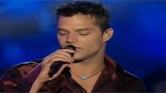 Ricky Martin,Christina Aguilera - Nobody Wants To Be Lonely