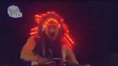 Steve Aoki - A Light That Never Comes