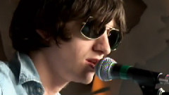 Arctic Monkeys - Suck It And See