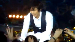 Super Junior - Dancing Out