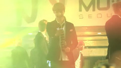 EXO,EXO-M,EXO-K,张艺兴(EXO) - 弘大广场公演