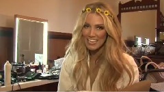 Delta Goodrem - Sitting On Top Of The World