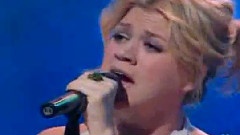 Kelly Clarkson - Behind These Hazel Eyes NBC