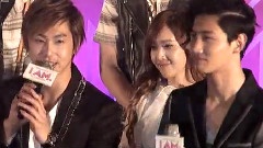 东方神起 - I AM Showcase CUT