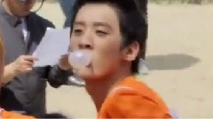 TEEN TOP - ChunJiPlaying With Fan & Dream Team 2