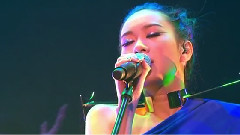 吴雨霏 - 暂借问 Kary On