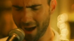 Maroon 5 - Give A Little More