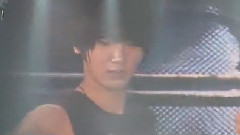 Super Junior - Yesung & Eunhyuk Kiss Each Other's Thumb