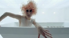 Lady Gaga - Bad Romance