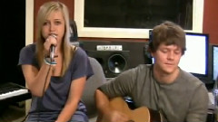 Miley Cyrus - When I Look At You
